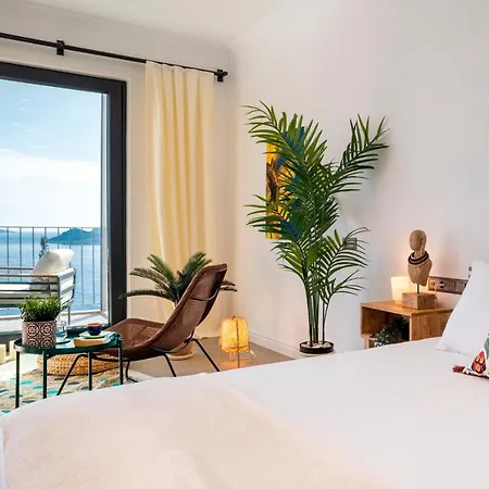 Born In Blue Apartmanhotel